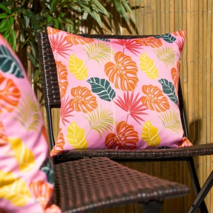 Tropical Style Pink Cushion Covers 
