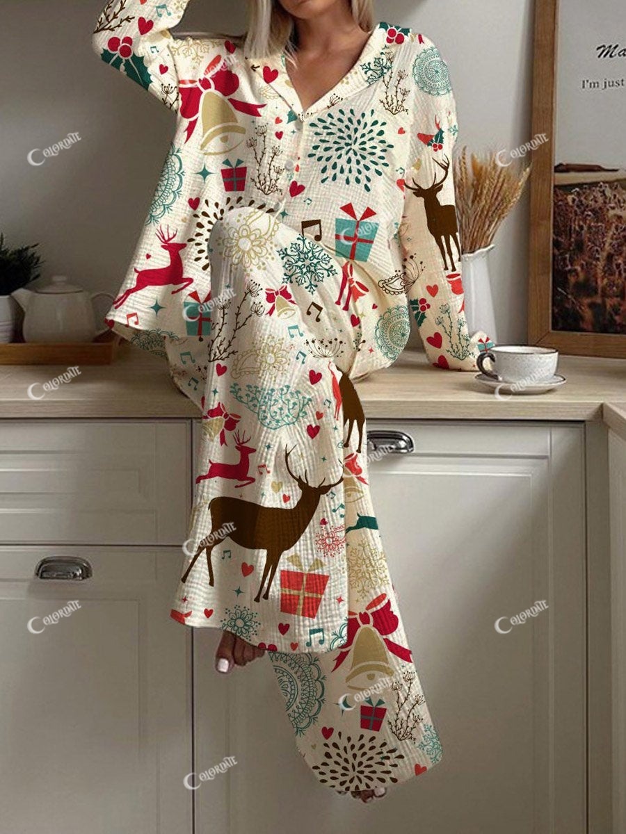 Women's Vintage Christmas Reindeer Print Pajama Set