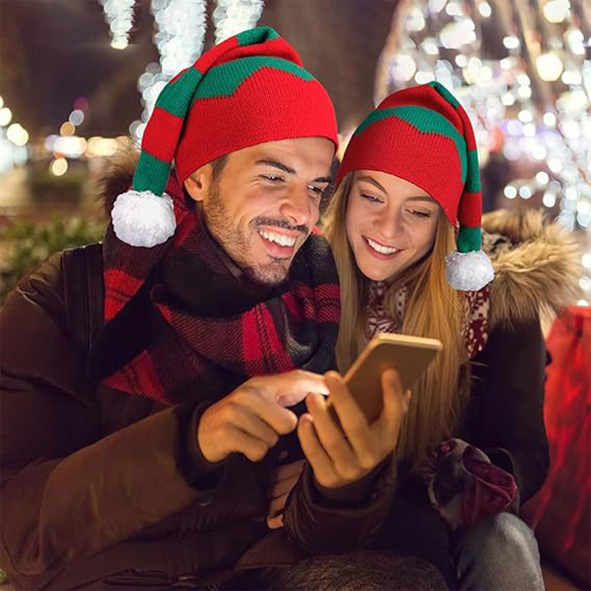 Christmas Pom-Pom Two-Color Knitted Hat