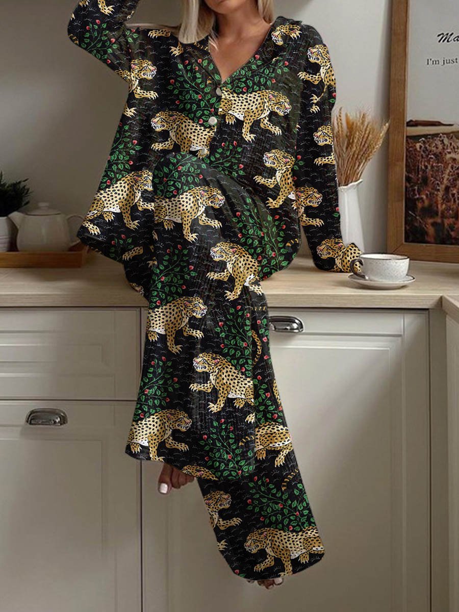 Women's Artistic Hand-Painted Leopard Plant Pattern Long Sleeve Pants Set