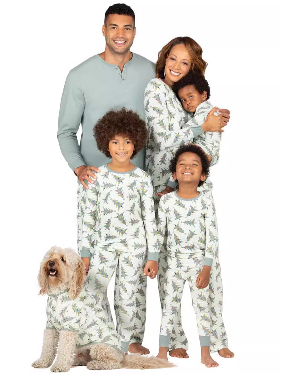 Christmas Tree Print Cotton Long Sleeve Crewneck Pajama Set
