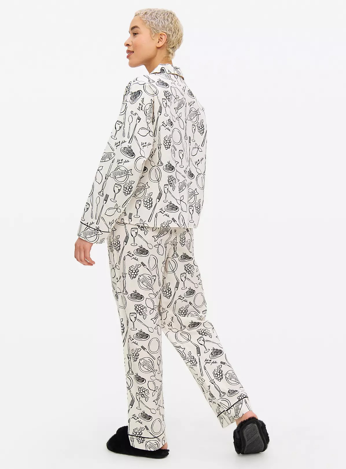 Wine and Dine Printed Traditional Pyjamas Set