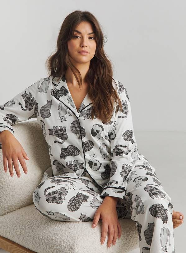 Pretty Secrets Cat Print Button Through Pyjamas Set
