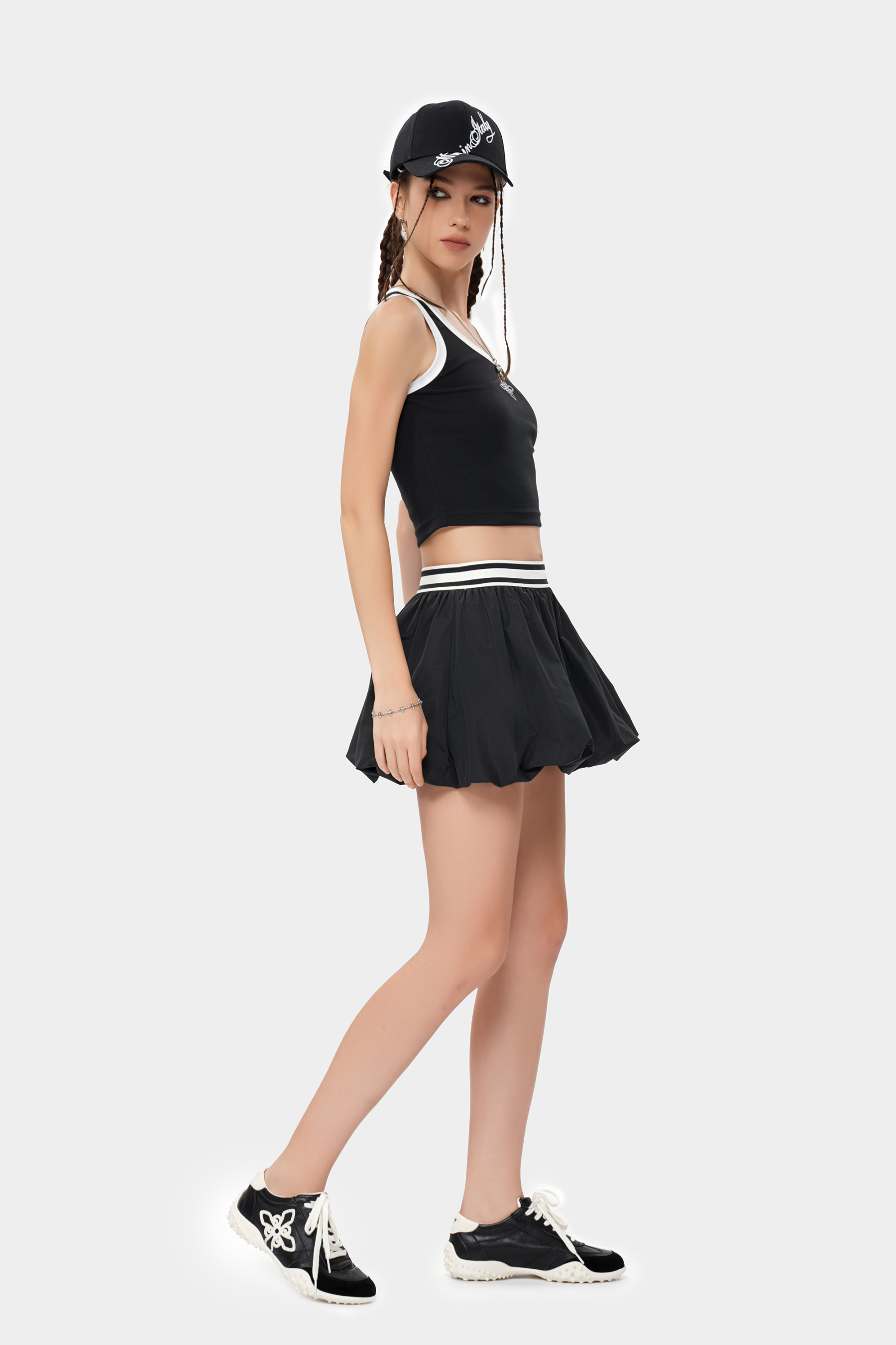 MET initaly MIT splicing contrasting vest women