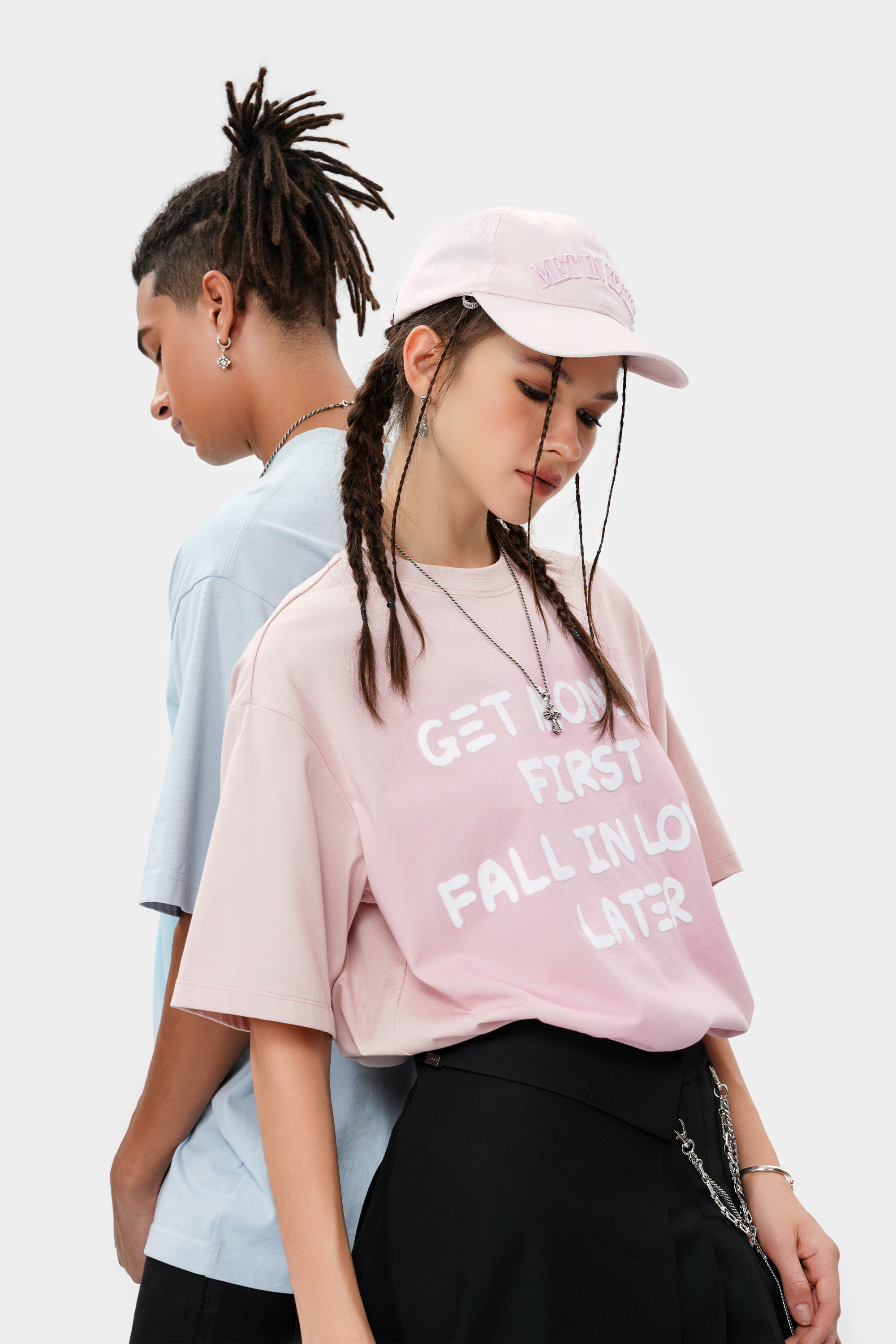 MET initaly versatile couple's outfit top