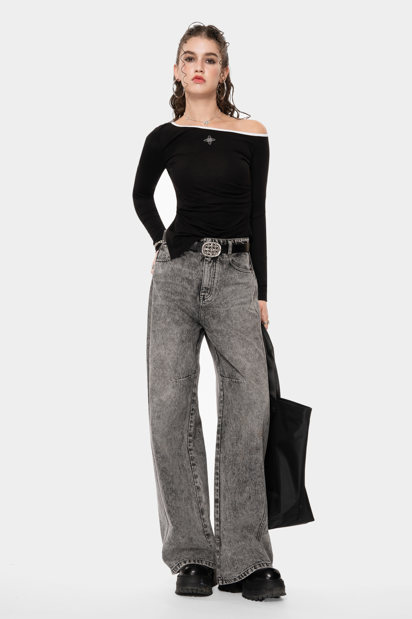 MET in Italy American-style slanted shoulder long-sleeve T-shirt