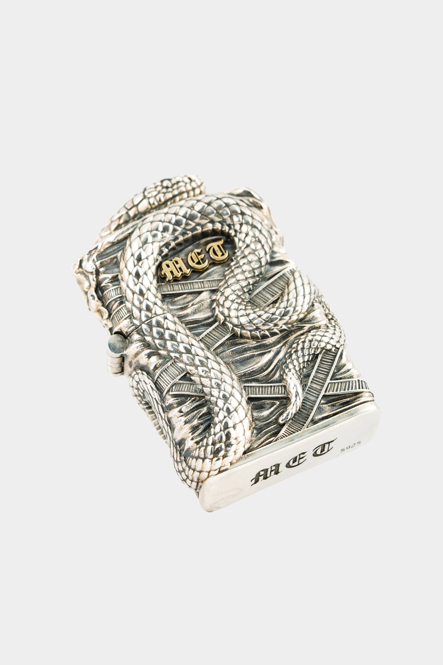 METinitaly Silver Snake Print Lighter