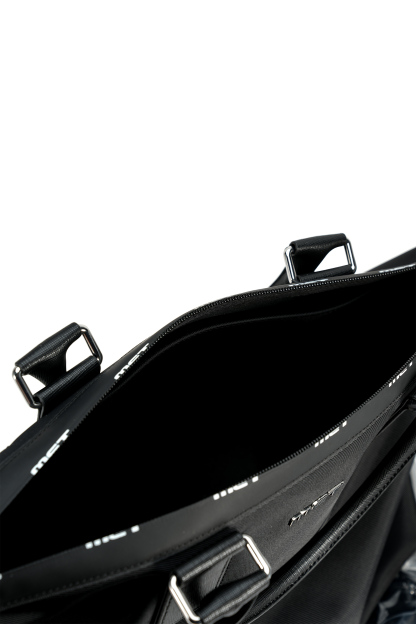 METinitaly Handheld Travel & Casual Tote Bag