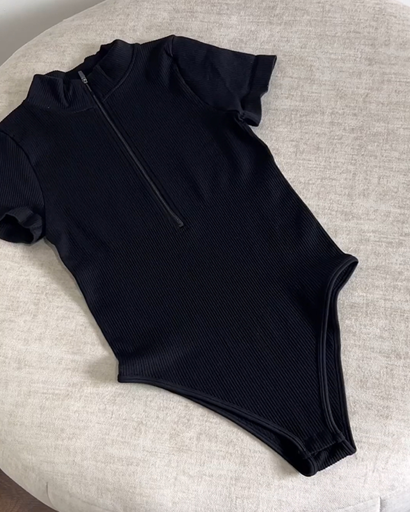 Ribbed Front Zip Short Sleeve Triangle Bodysuit