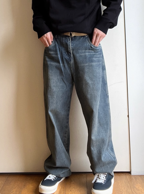 Men's Loose And Versatile Casual Straight Jeans