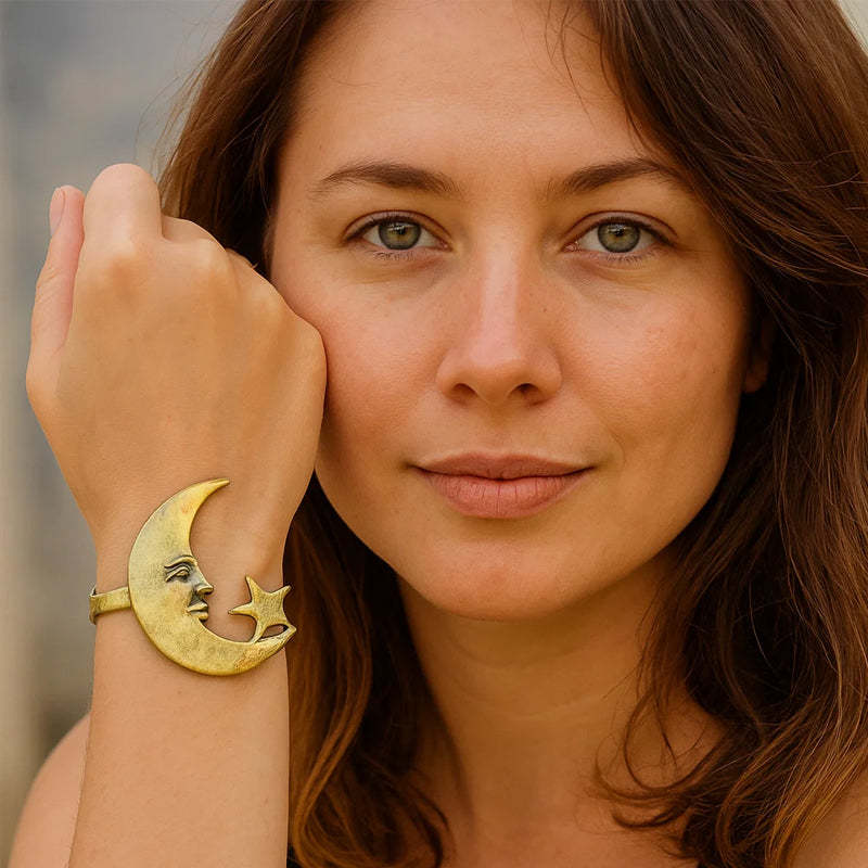 Star And Moon Pattern Open Bracelet