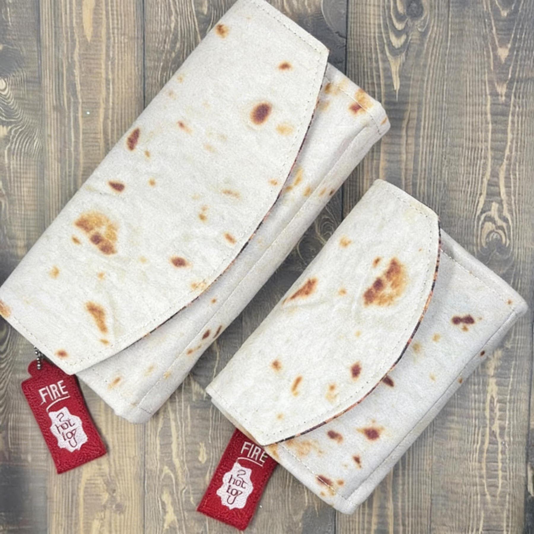 🔥LAST DAY 49% OFF - The Burrito Wallet – Your All-in-One Style & Storage Wrap! 🌯✨