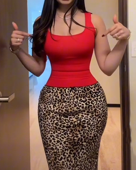 Women's Sexy Back Lace-up SeamlessTummy Control Bodysuit