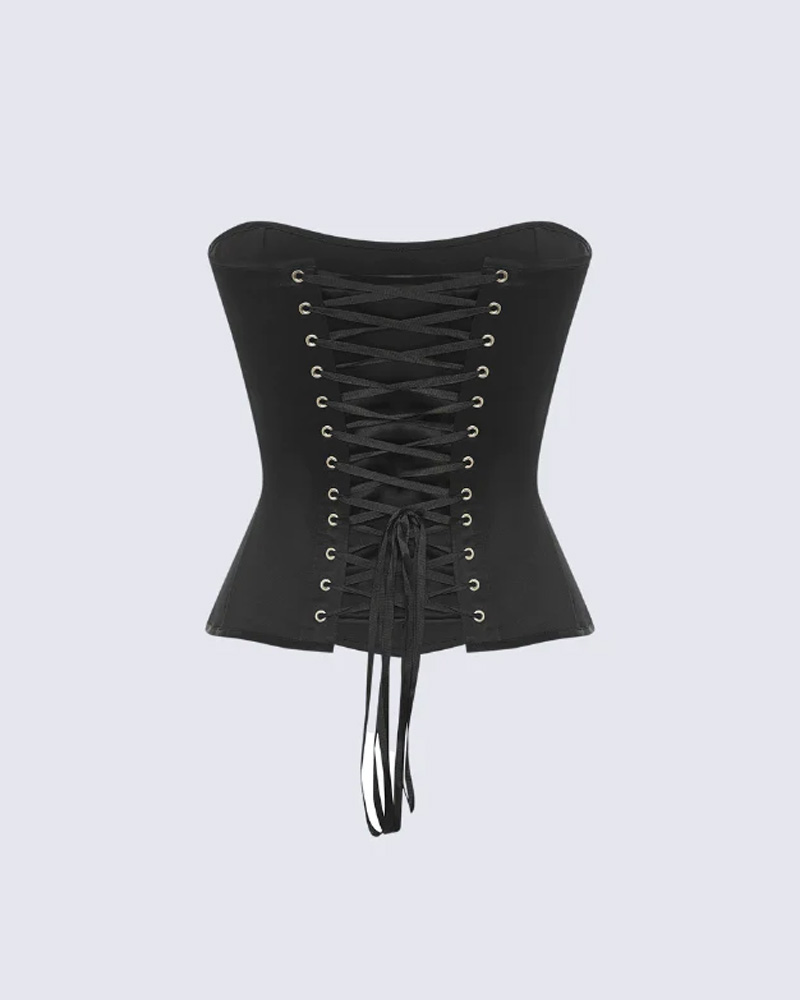 Temperament-Encasing Satin Corset