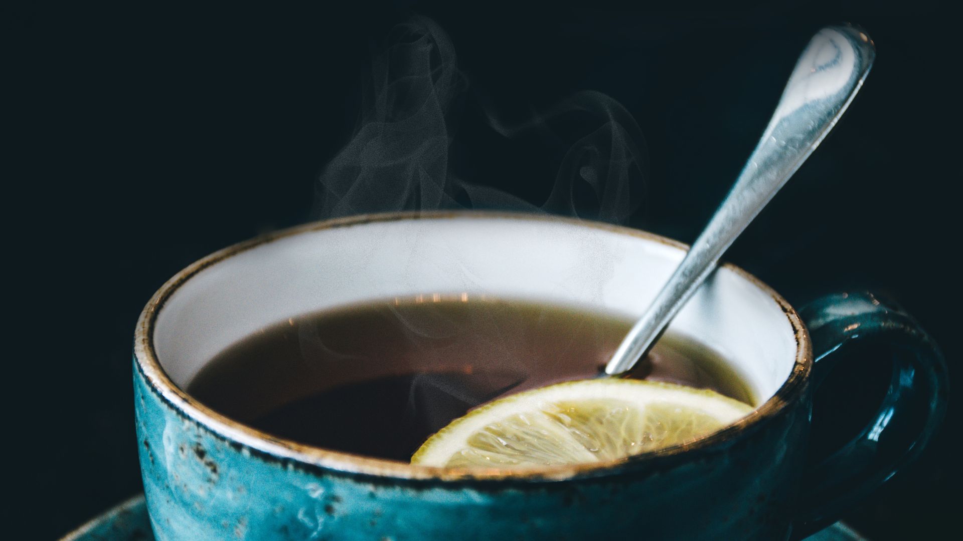  Caf&eacute;-Style Tea Drinks 