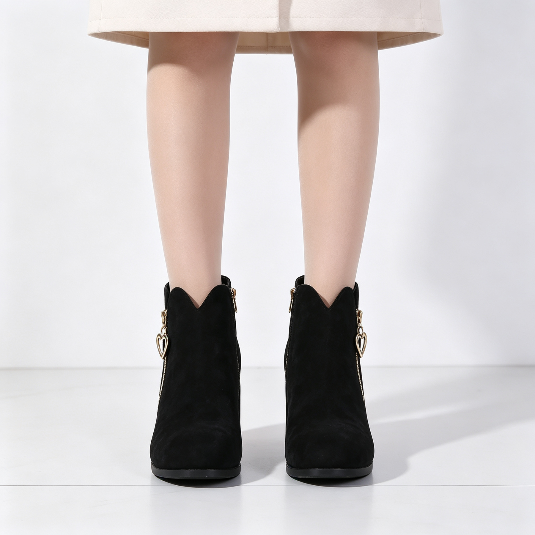 Elegant Side Zip Short Boots with Heart‑Shaped Metal Zipper Pull
