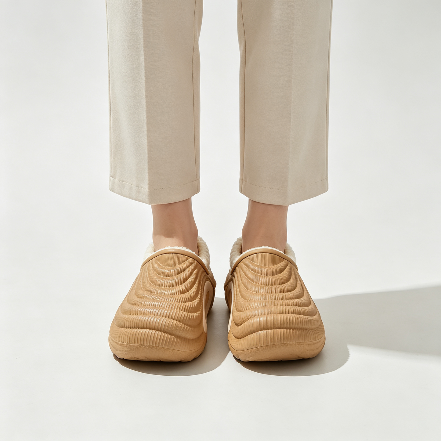 Womens Wave Textured Chunky Lined Clogs, Warm Fleece Lining Winter Slip-On Mules