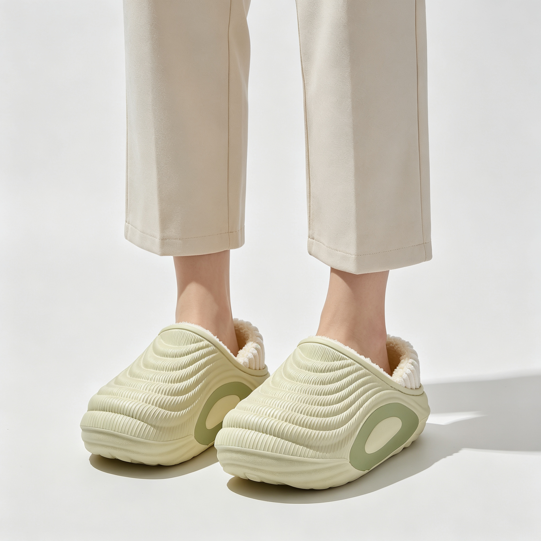 Womens Wave Textured Chunky Lined Clogs, Warm Fleece Lining Winter Slip-On Mules