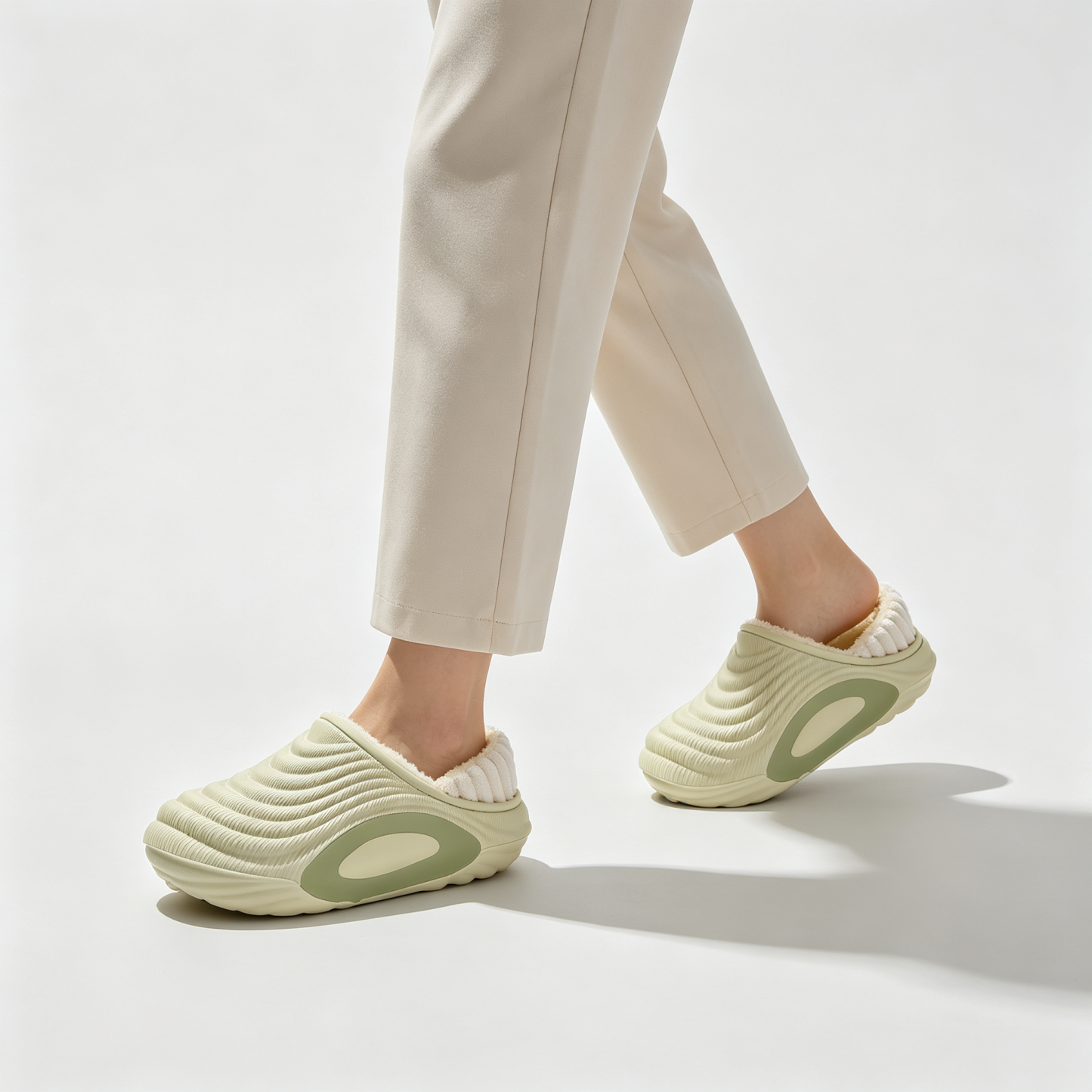 Womens Wave Textured Chunky Lined Clogs, Warm Fleece Lining Winter Slip-On Mules
