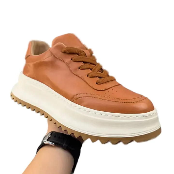 Retro Horsehide Soft Sole Casual Sneakers
