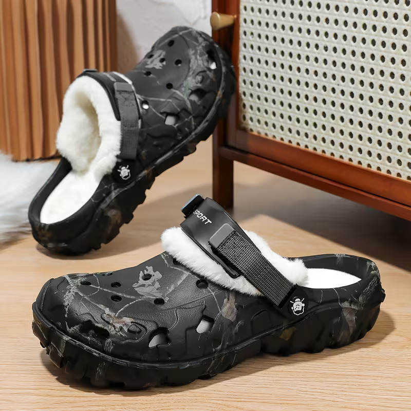 Warm Fleece Lined Camo Clogs, Men’s Rugged Thick Sole Winter Slip-On Shoes with Heel Strap
