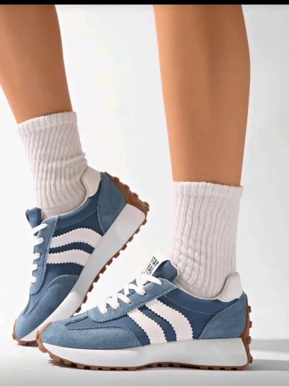 Women's Lace Up Platform Walking Sneaker