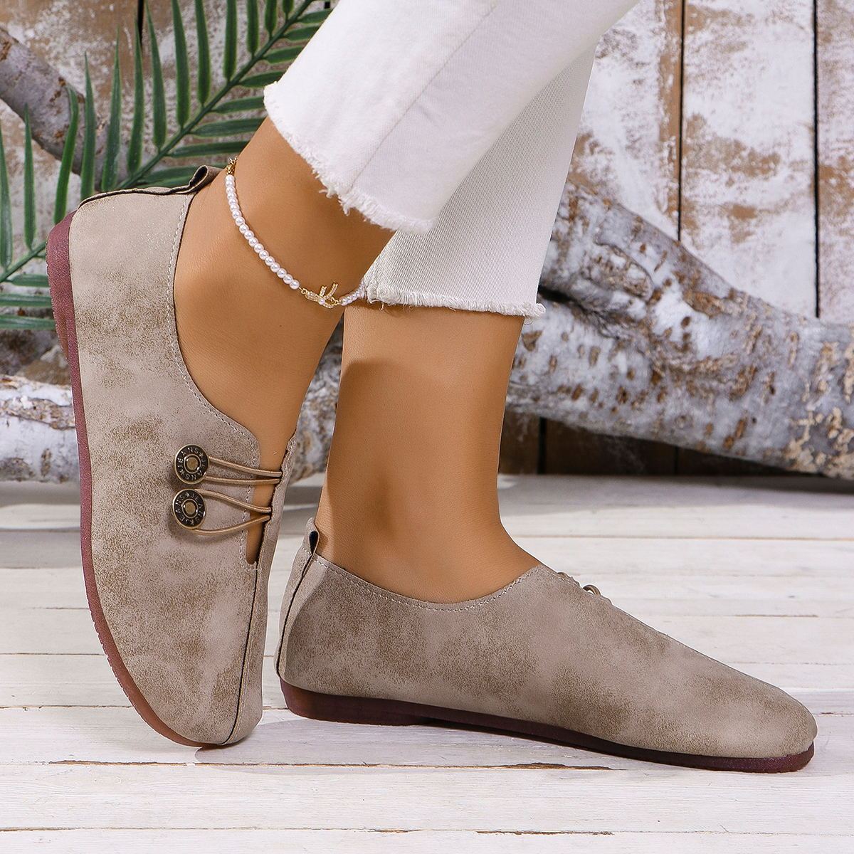 Lightweight Women's Soft Sole Round Toe Flats