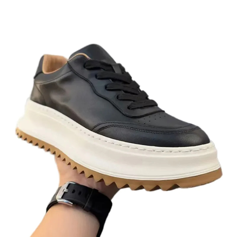 Retro Horsehide Soft Sole Casual Sneakers