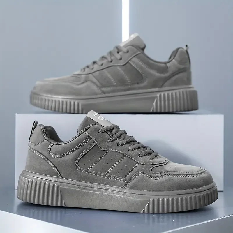 Men's Lightweight Lace-Up Casual Sneakers