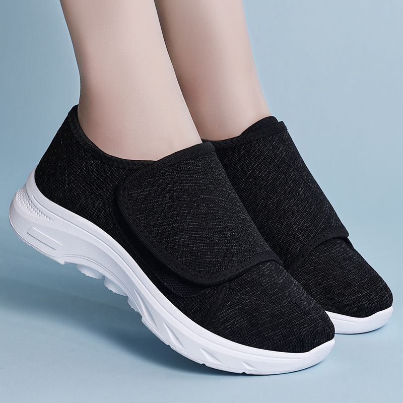 Lightweight Wide Fit Breathable Women's Walking Shoes