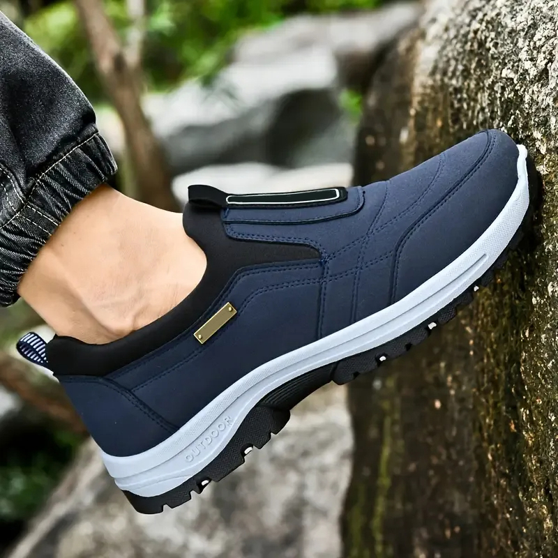 Men’s Lightweight Orthopedic Sneakers