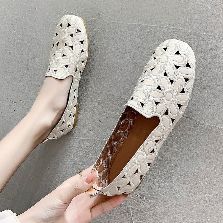 Orthopedic Leather Round Toe Flats