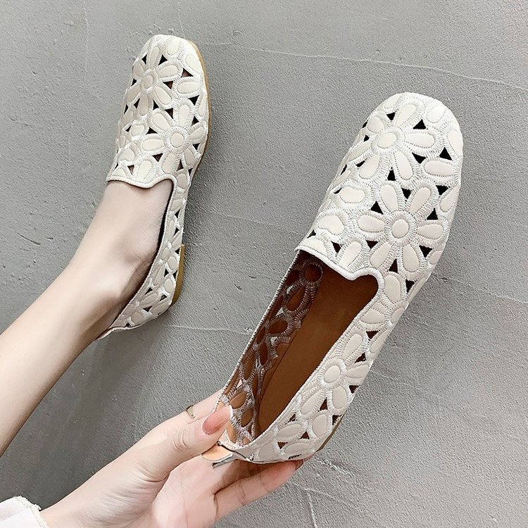 Orthopedic Leather Round Toe Flats