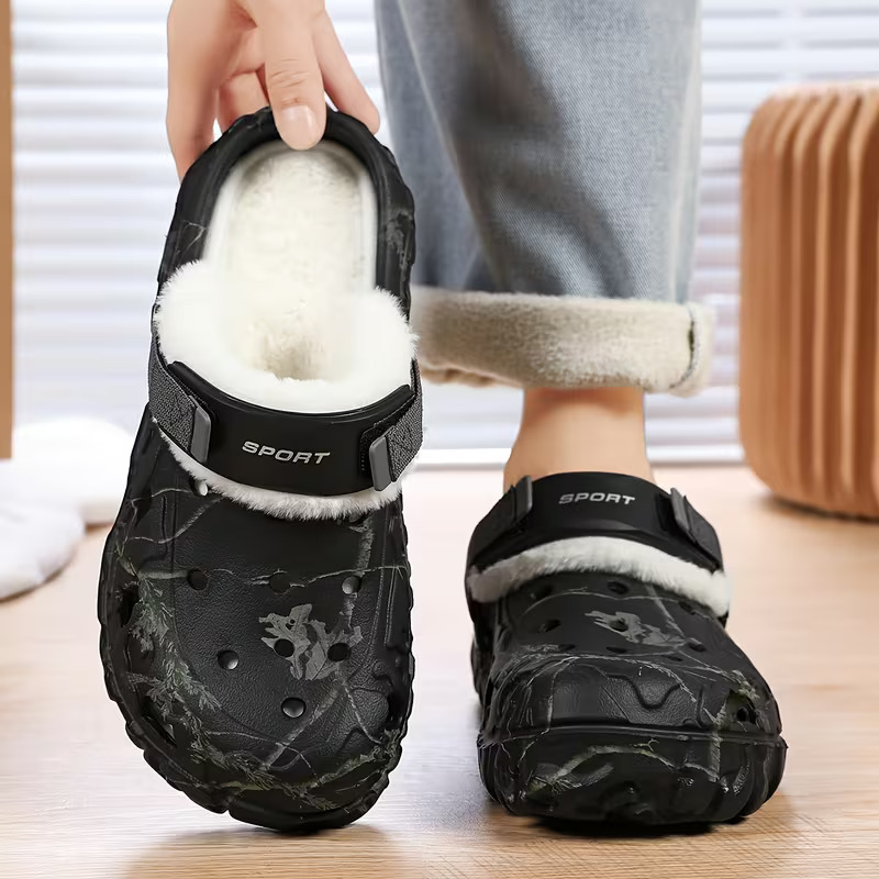 Warm Fleece Lined Camo Clogs, Men’s Rugged Thick Sole Winter Slip-On Shoes with Heel Strap