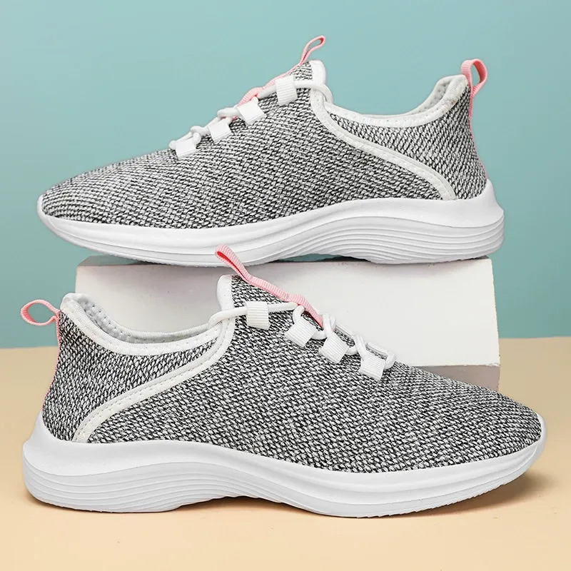 Women's Breathable Lace-up Running Shoes