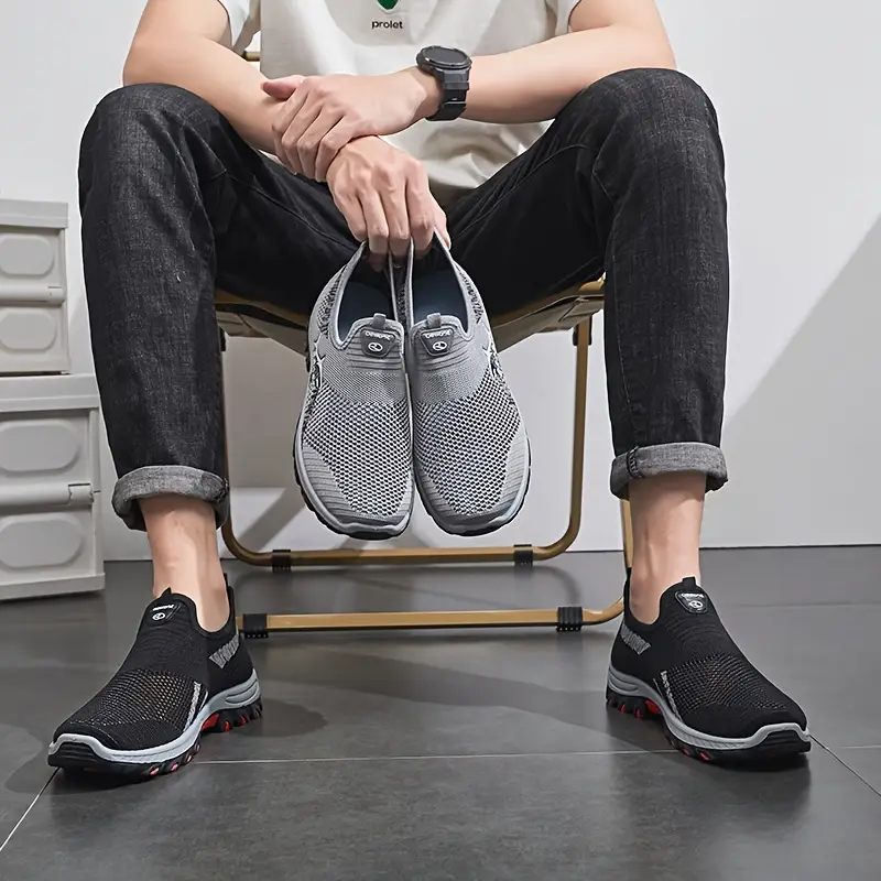 Men's Breathable Mesh Sneakers