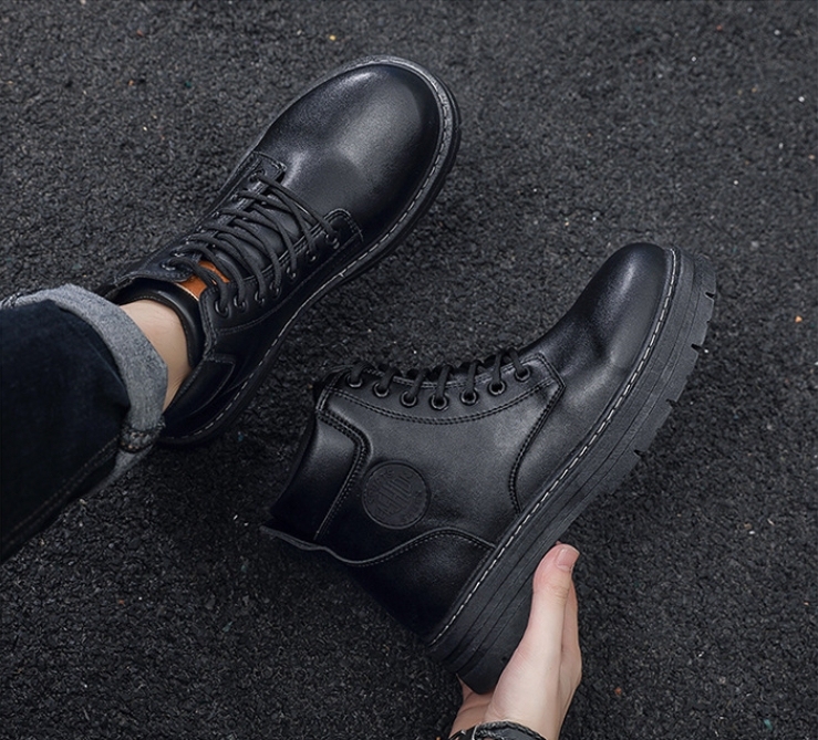 MEN’S WATERPROOF HIKE LEATHER BOOTS