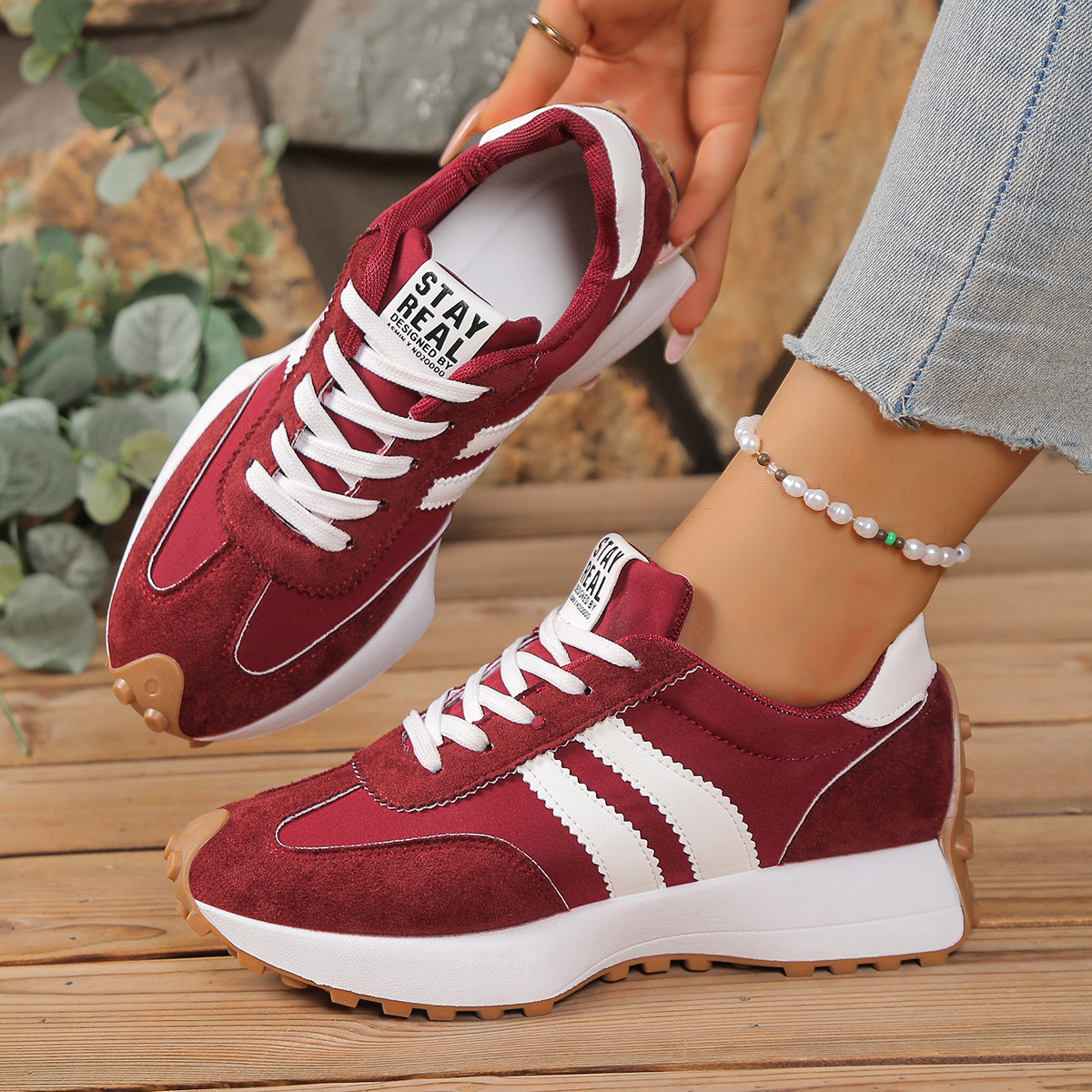 Women's Lace Up Platform Walking Sneaker