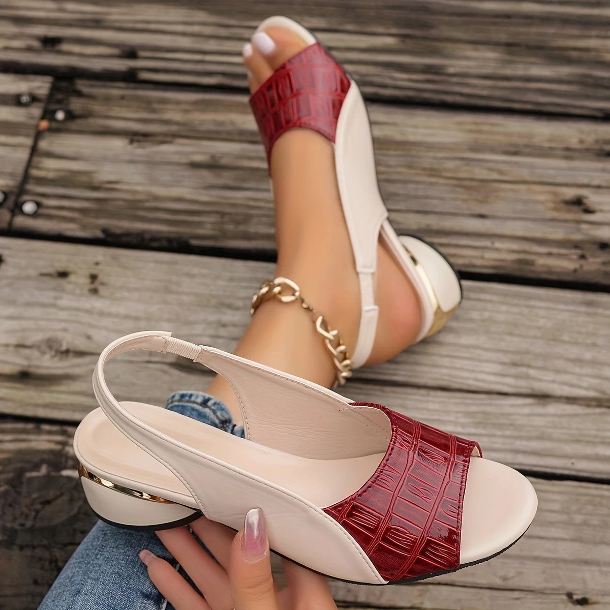 Women'S Two-Tone Sandals With Ankle Cushioning