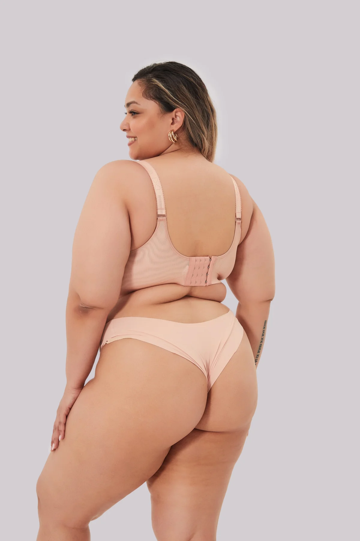(BUY 1 GET 1 FREE)-EXTRA LIFT ULTIMATE LIFT STRETCH FULL FIGURE SEAMLESS LACE CUT OUT BRA