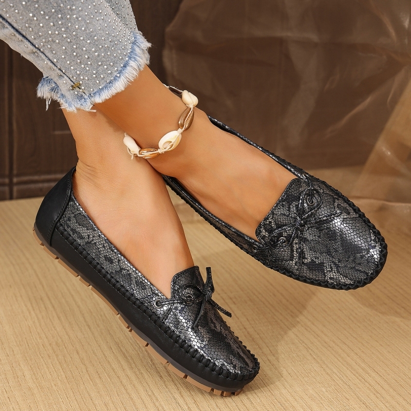 🔥Last Day Promotion 50% OFF - Women's Comfortable Soft Vintage Style Leather Flat Loafers