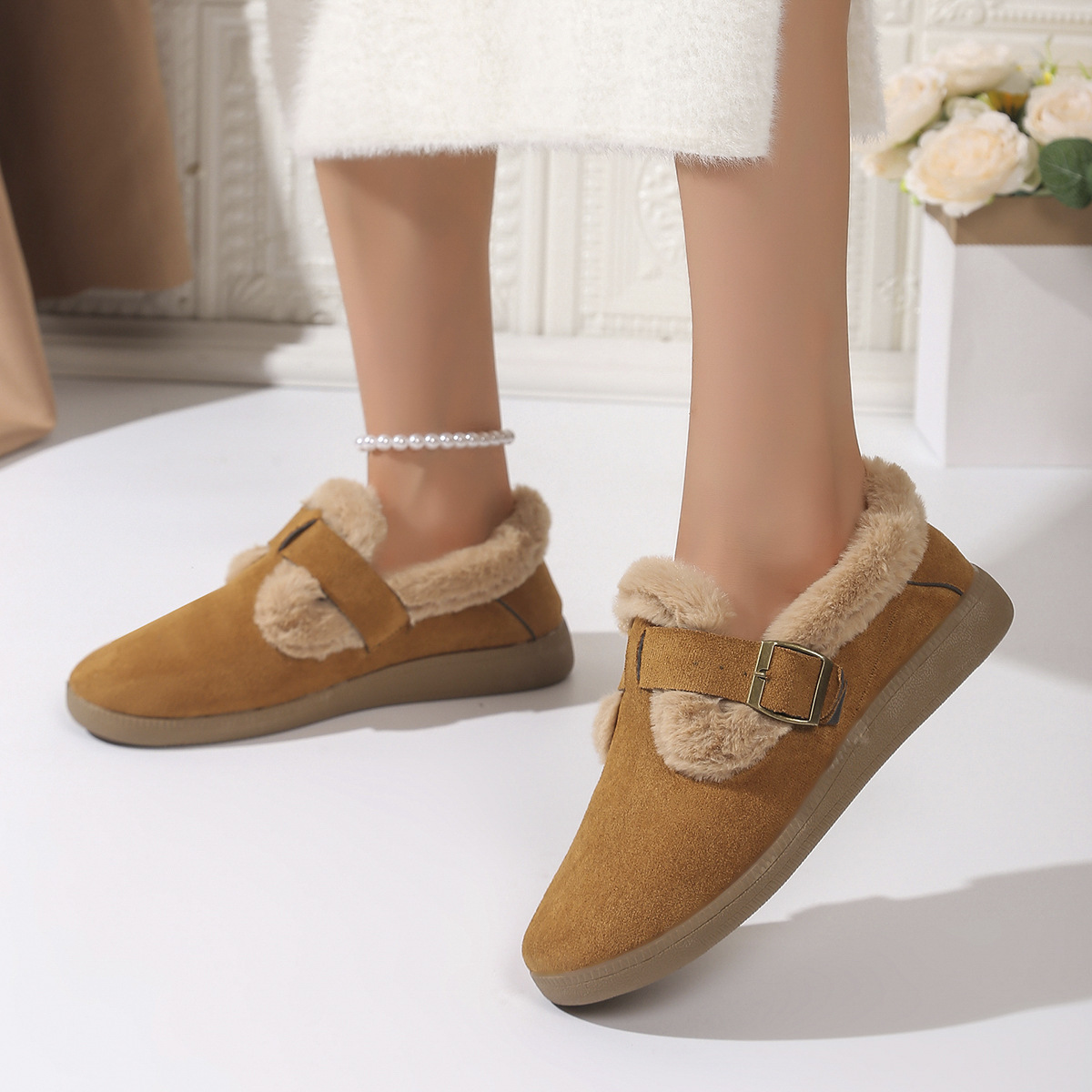 Women's Plush Round Toe Slip-On Flats