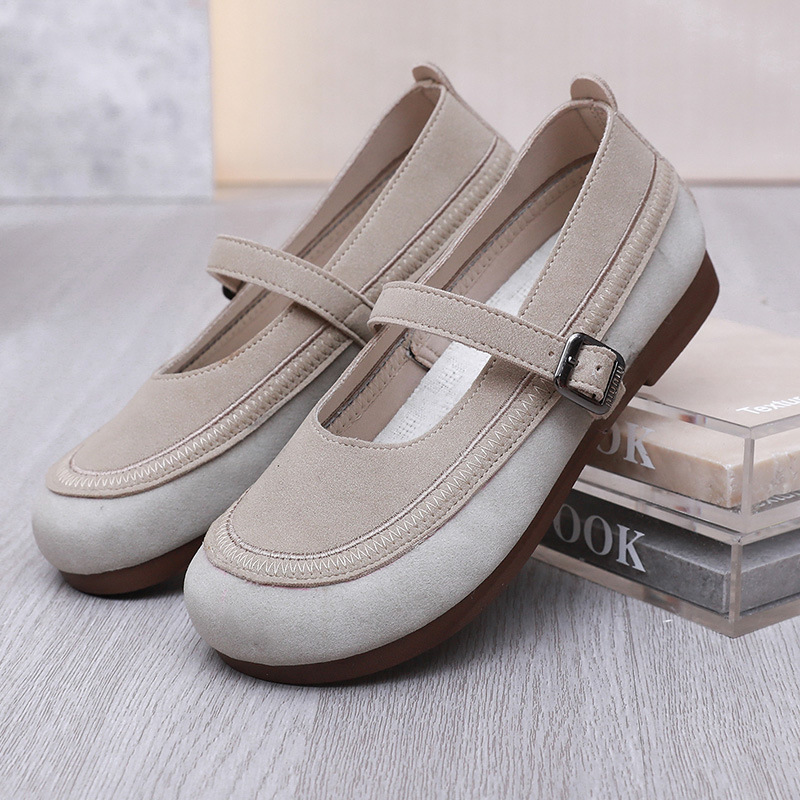 2025 Spring and Autumn Soft Sole Slip-on Walking Shoes