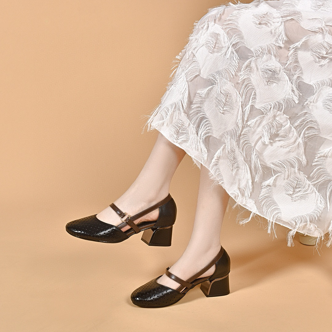 🔥2025 new simple thick-soled casual sandals - Buy 2 get free shipping