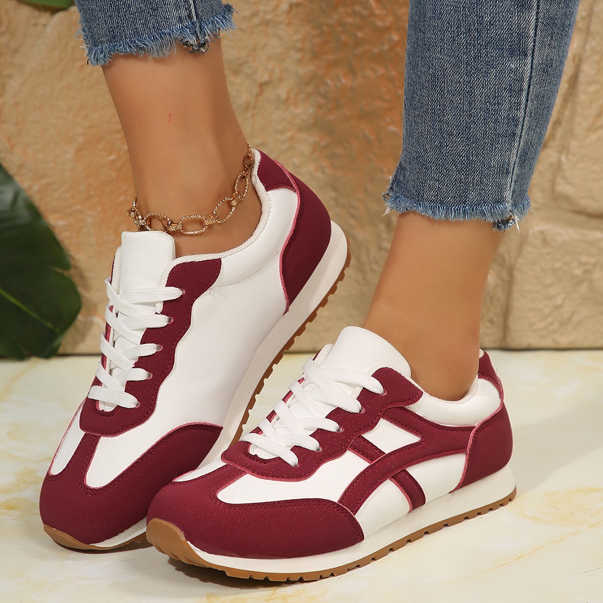 🔥Hot Sale🔥Women's fashionable, lightweight and comfortable casual sneakers - Buy 2 get free shipping