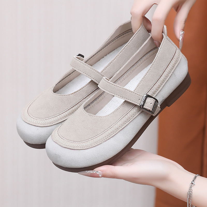 2025 Spring and Autumn Soft Sole Slip-on Walking Shoes