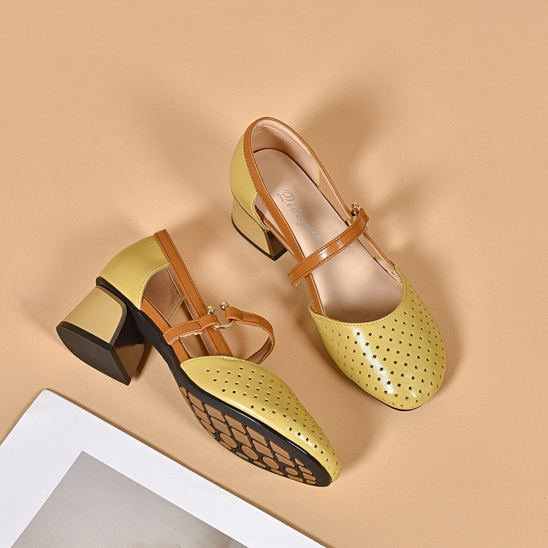 🔥2025 new simple thick-soled casual sandals - Buy 2 get free shipping