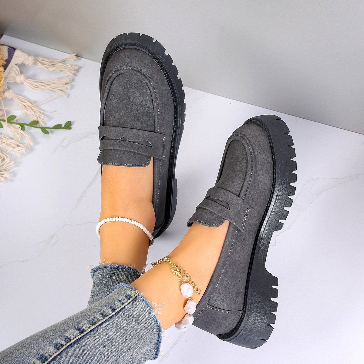 🔥Last Day Promotion 50% OFF - Women's Fashion Thick Sole Loafers