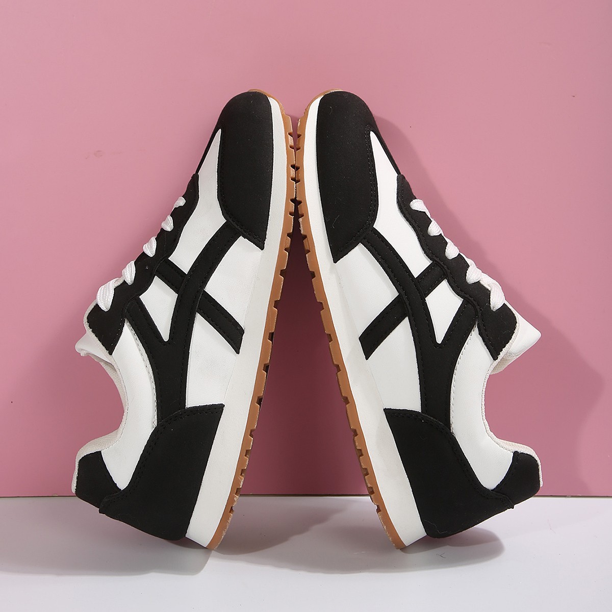 🔥Hot Sale🔥Women's fashionable, lightweight and comfortable casual sneakers - Buy 2 get free shipping