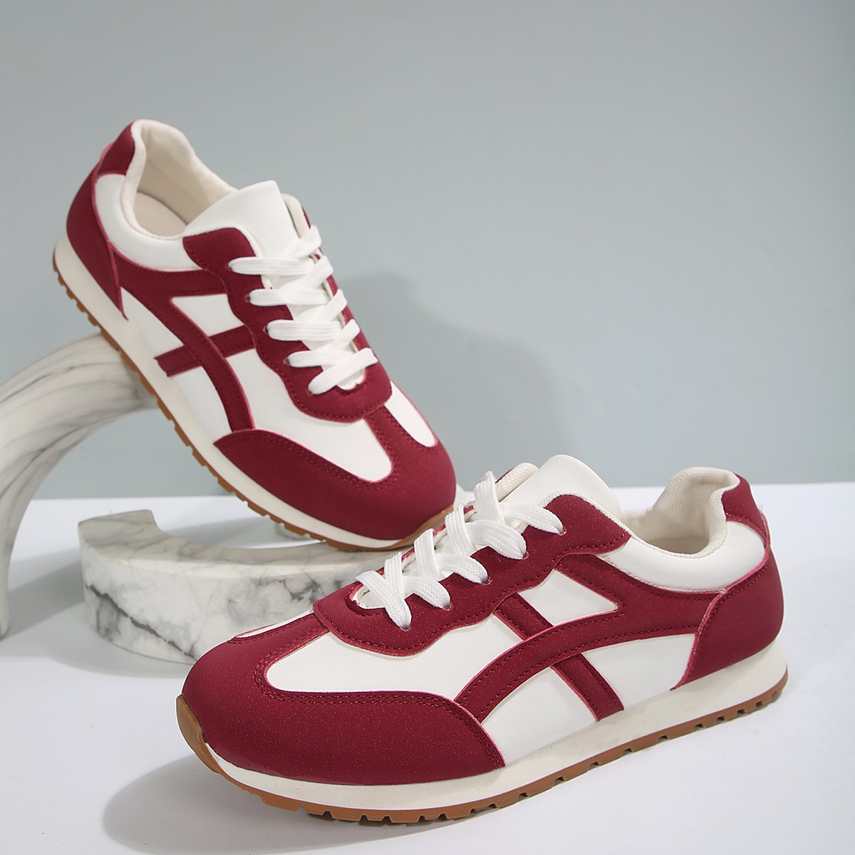 🔥Hot Sale🔥Women's fashionable, lightweight and comfortable casual sneakers - Buy 2 get free shipping